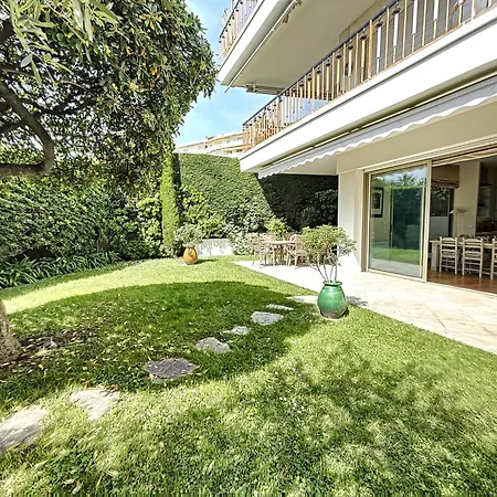 Appartamento 3-bedroom On La Croisette With Garden Cannes